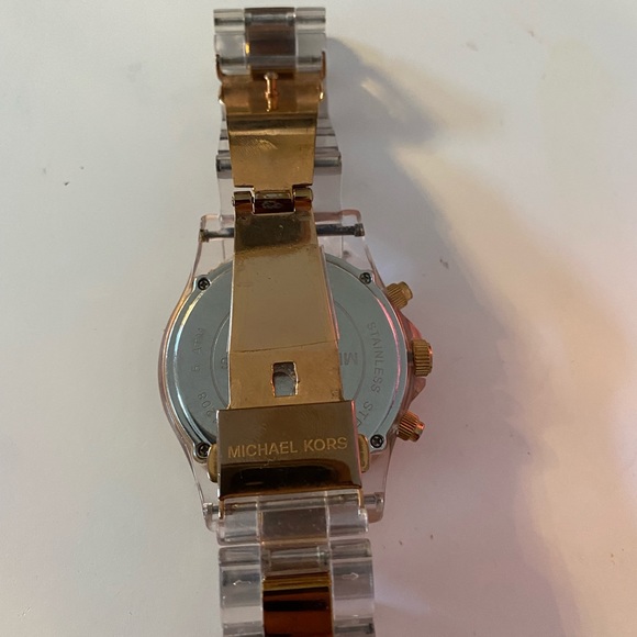 Michael Kors Watch - Picture 3 of 4